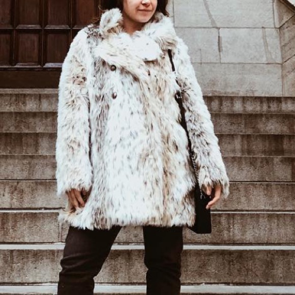 LF Snow Leopard Fur Coat - Picture 3 of 3
